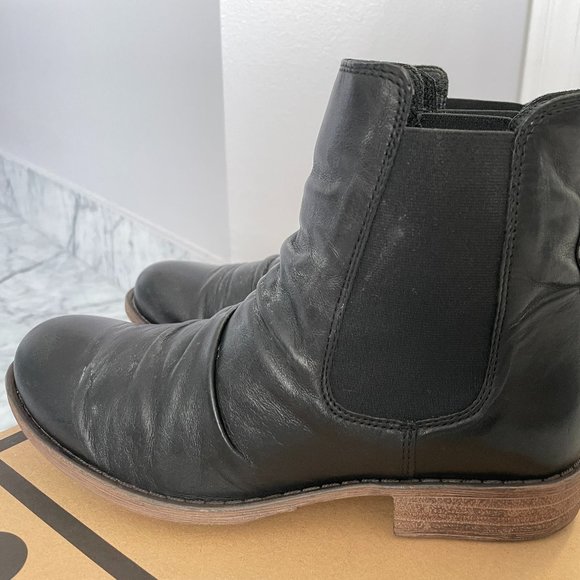 Hibou black leather ankle boots - Picture 6 of 12